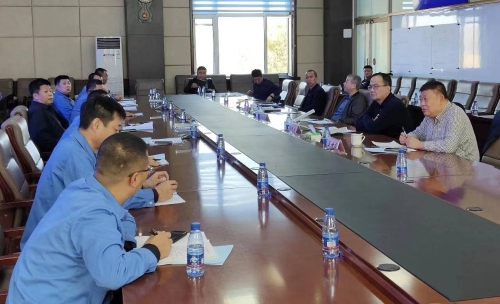 10月12日，，，，，，，公司质量标准化阶段验收组到东荣二矿复检验收。。。。。