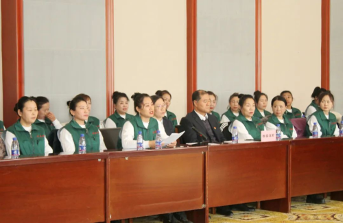 11月14日，，，，，公司工会举办家属委工作总结交流会-1